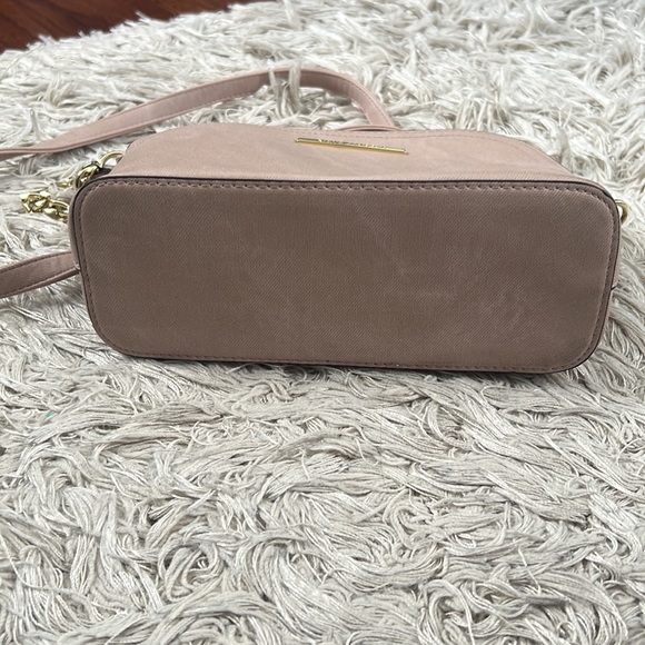 Steven Madden Purse - Picture 6 of 6